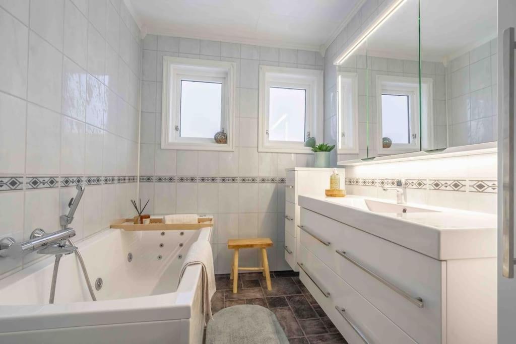 Sundet Lofoten Holiday House Βίλα Sund  Εξωτερικό φωτογραφία